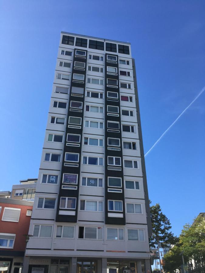 Liebevoll Renoviertes Apartment Mit Panoramablick Friedrichshafen Bagian luar foto